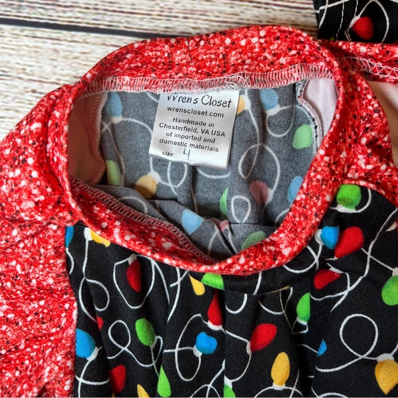 Wren’s Closet Holiday Lights Set - Picture 4 of 4